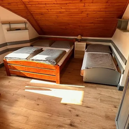 Pod Polanka Konukevi Korbielów